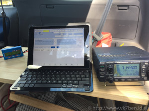 IC-706MkIIg using iPad with logging software.